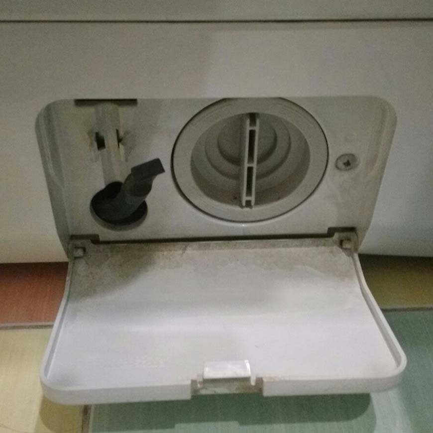 Как слить воду из стиральной машины