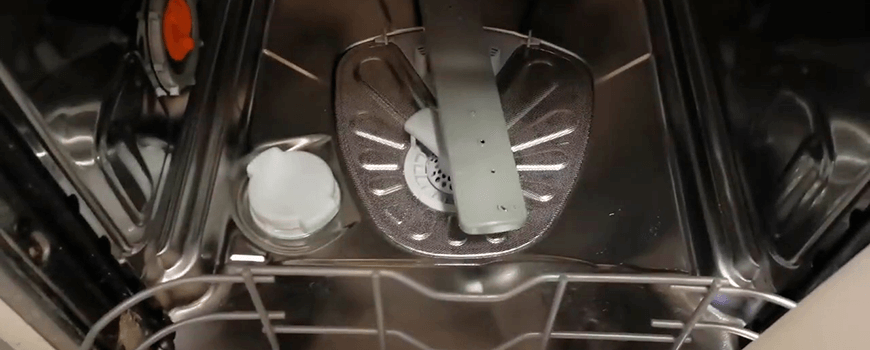 Посудомоечная машина не сливет 