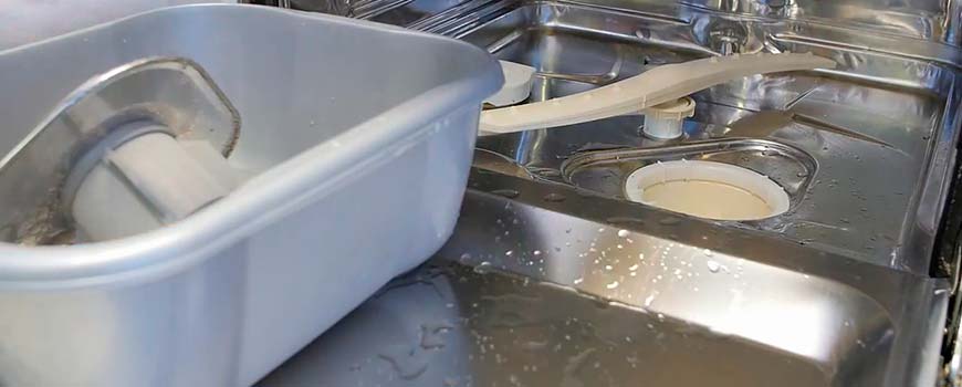 Замена сливного насоса в посудомоечной машине 